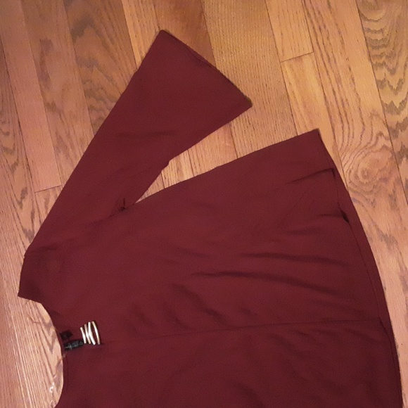 Allie & Rob brand dressy blouse - Picture 2 of 5